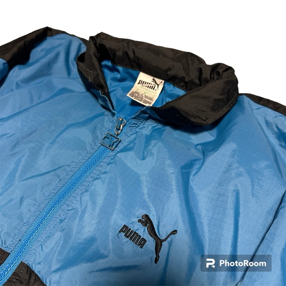 Vintage 90’s Puma blue/black windbreaker size medium - Picture 2 of 3